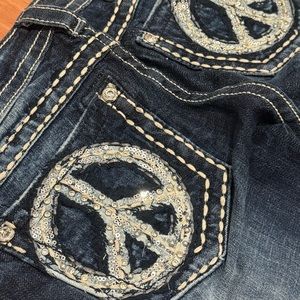 NEW Miss Me Peace Bling Skinny Rhinestone Denim Jeans Women’s Size 28